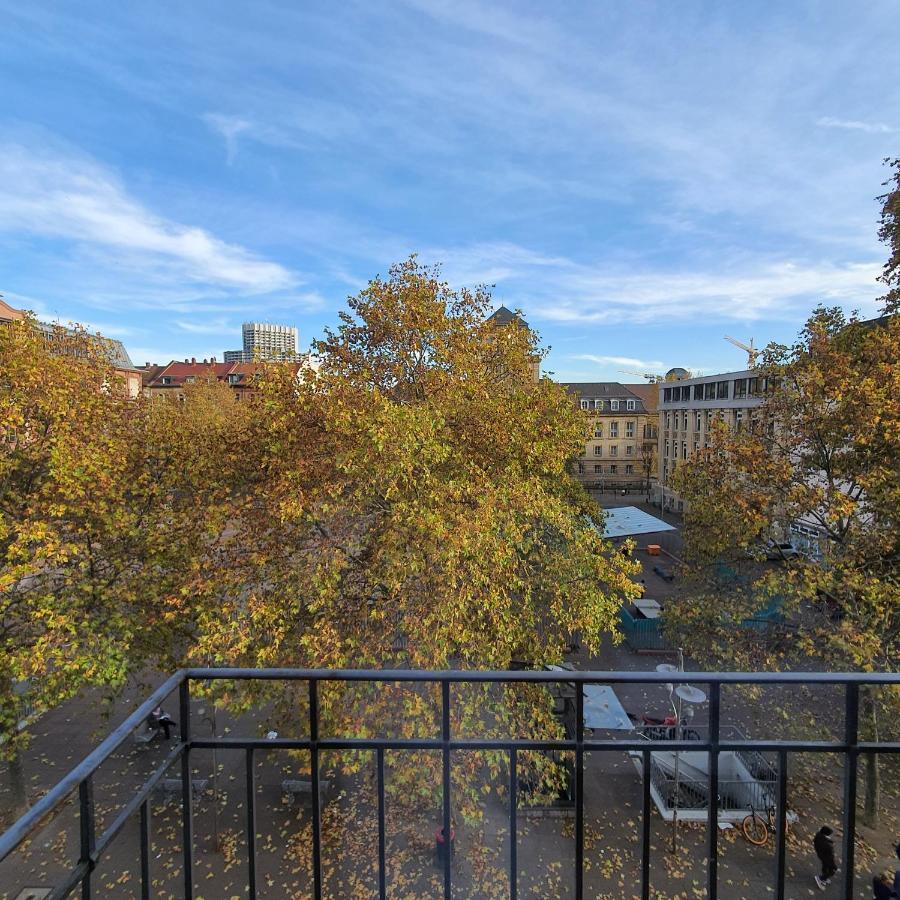 Sonniges Zimmer Mit Balkon Im Herzen Mannheims Kültér fotó