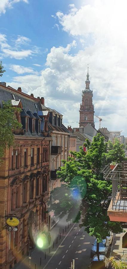 Sonniges Zimmer Mit Balkon Im Herzen Mannheims Kültér fotó