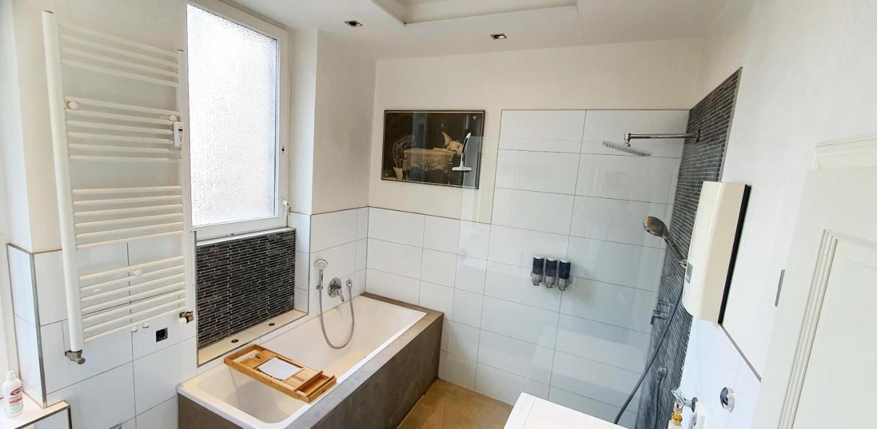 Sonniges Zimmer Mit Balkon Im Herzen Mannheims Kültér fotó